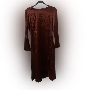 Conservative silky long sleeve long dress